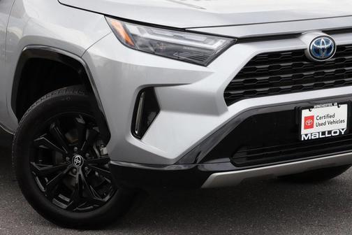 2024 Toyota RAV4 Hybrid SE