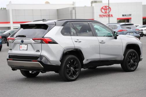 2024 Toyota RAV4 Hybrid SE