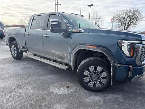 2025 GMC Sierra 2500 Denali