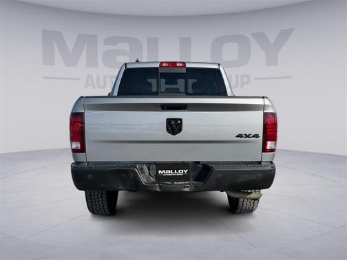 2019 RAM 1500 Classic Warlock Crew Cab 4x4 5'7' Box