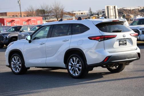 2023 Toyota Highlander Limited