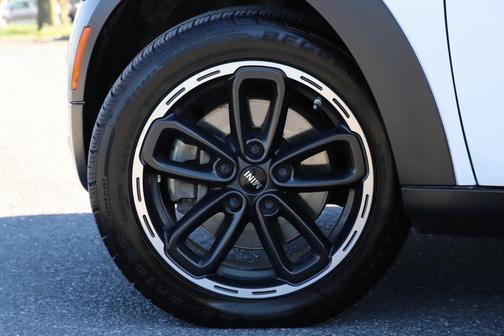 2016 MINI Countryman Cooper S