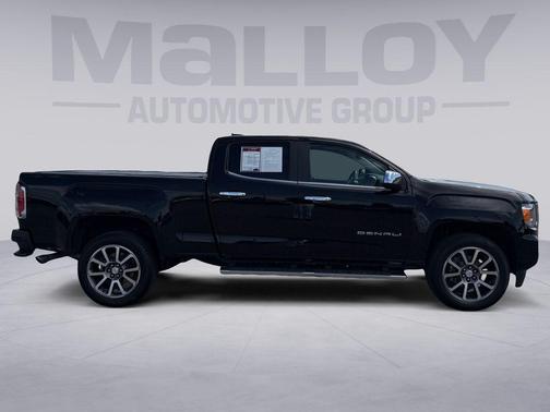 Onyx Black 2022 GMC Canyon Denali