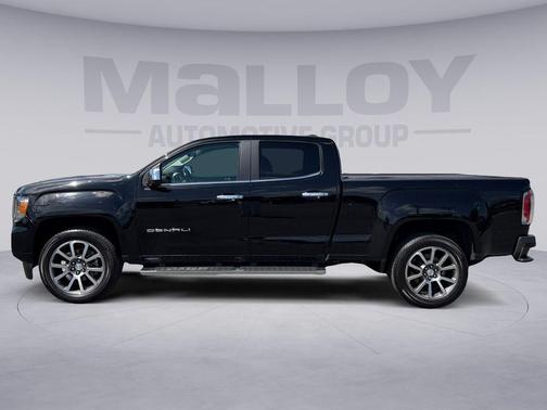 Onyx Black 2022 GMC Canyon Denali