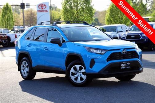 2020 Toyota RAV4 LE