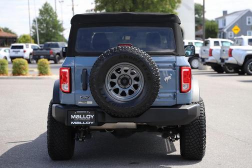 2023 Ford Bronco Base