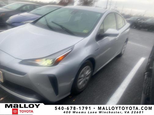 2022 Toyota Prius LE