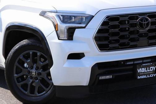 2025 Toyota Sequoia Platinum