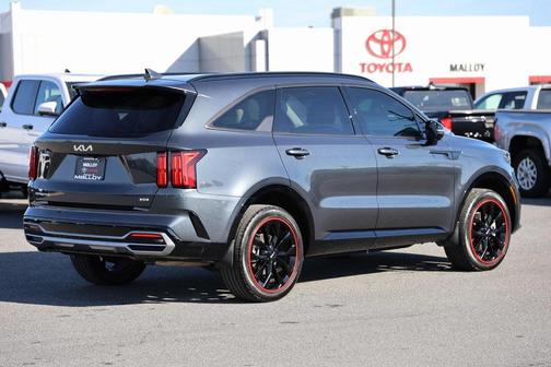 2023 Kia Sorento SX