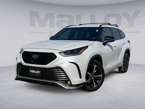 2022 Toyota Highlander XSE