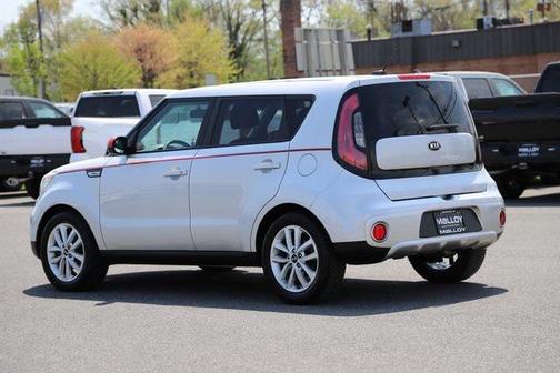 2017 Kia Soul +
