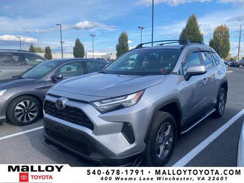 2022 Toyota RAV4 XLE