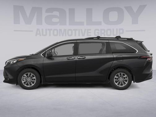 Midnight Black Metallic 2026 Toyota Sienna XLE