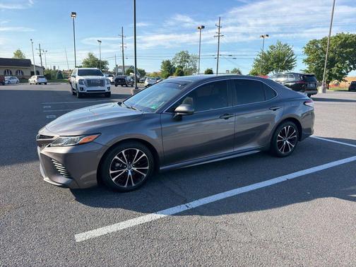 Predawn Gray Mica 2019 Toyota Camry SE