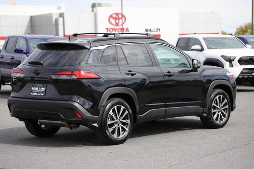 2022 Toyota Corolla Cross XLE