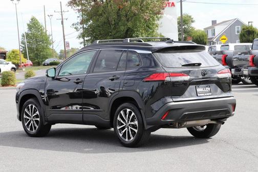 2022 Toyota Corolla Cross XLE