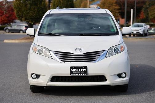 2016 Toyota Sienna XLE Premium