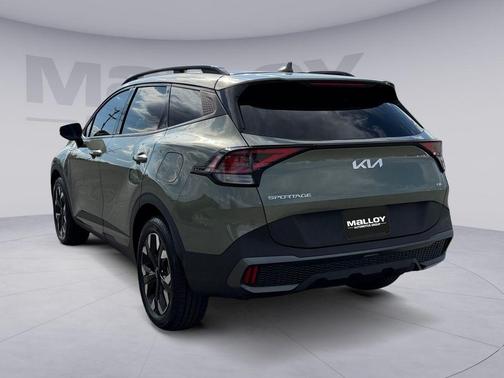 Jungle Green 2023 Kia Sportage X-Line