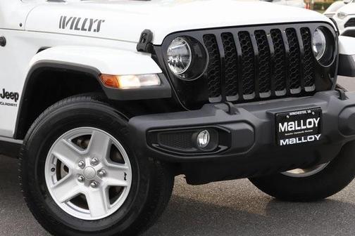 2021 Jeep Gladiator Sport