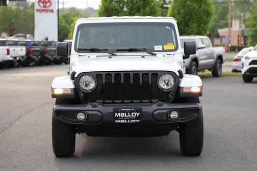 2021 Jeep Gladiator Sport