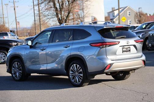 2021 Toyota Highlander Platinum
