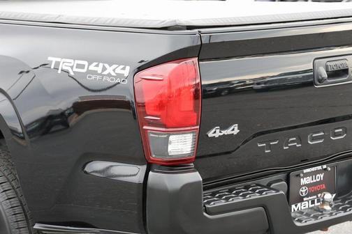 2022 Toyota Tacoma SR