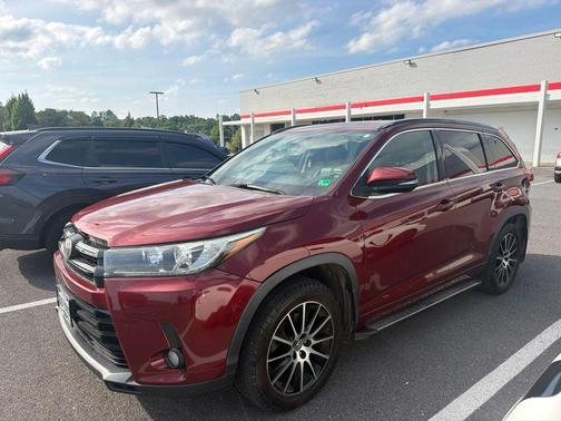 Salsa Red Pearl 2018 Toyota Highlander SE