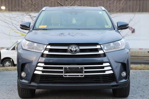 2017 Toyota Highlander Limited