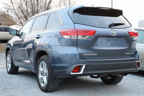 2017 Toyota Highlander Limited