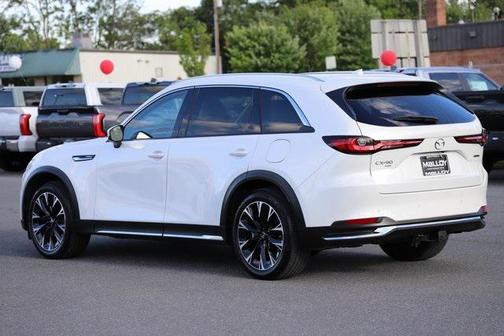 2024 Mazda CX-90 PHEV Premium Plus