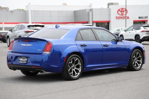 2018 Chrysler 300 S