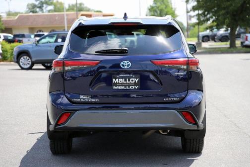 2022 Toyota Highlander Hybrid Limited