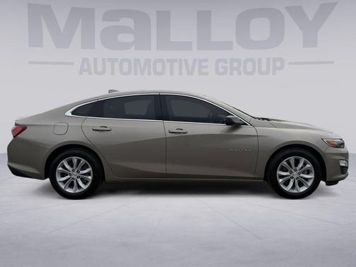 Mineral Gray Metallic 2022 Chevrolet Malibu FWD LT