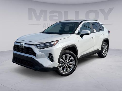 2025 Toyota RAV4 XLE Premium