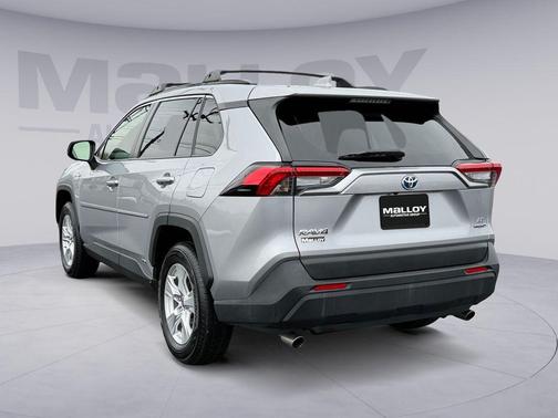 2021 Toyota RAV4 Hybrid LE