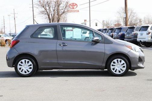 2015 Toyota Yaris L