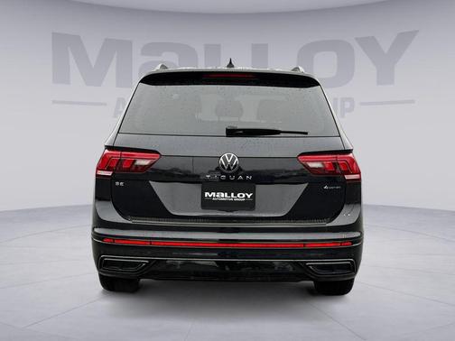 2022 Volkswagen Tiguan 2.0T SE R-Line Black 4MOTION