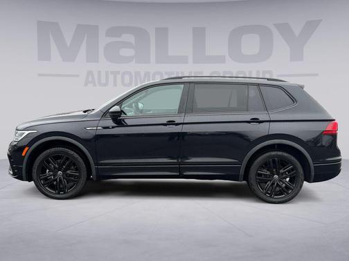2022 Volkswagen Tiguan 2.0T SE R-Line Black 4MOTION