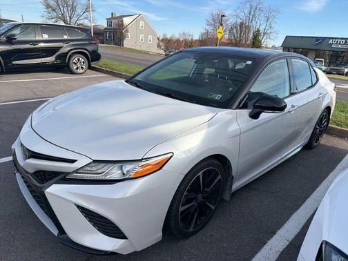 Wind Chill Pearl 2020 Toyota Camry XSE