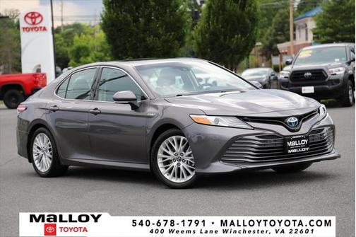2018 Toyota Camry Hybrid XLE