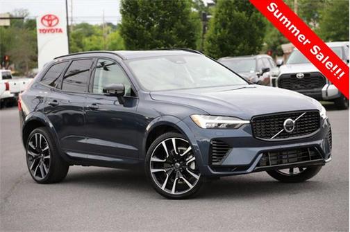 2024 Volvo XC60 Recharge Plug-In Hybrid T8 Ultimate Dark Theme