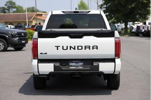 2024 Toyota Tundra Hybrid Platinum