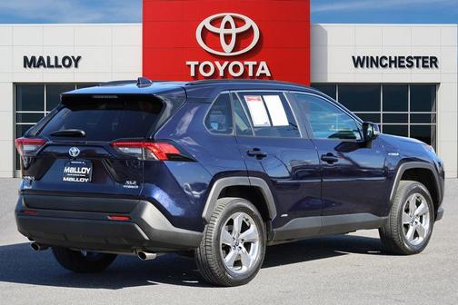 2021 Toyota RAV4 Hybrid XLE Premium