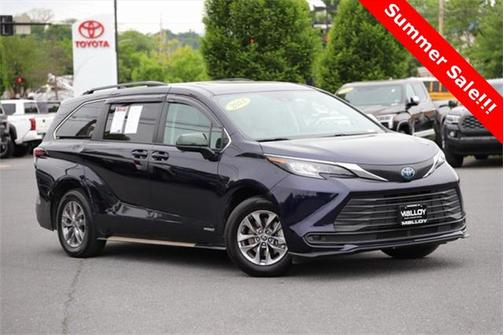 2021 Toyota Sienna LE