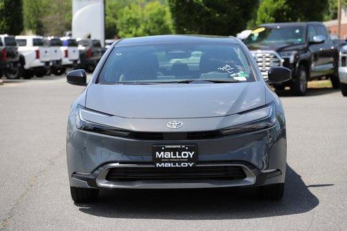 2025 Toyota Prius XLE