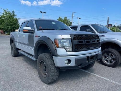 Photo 2 of 4 of 2013 Ford F-150 FX4