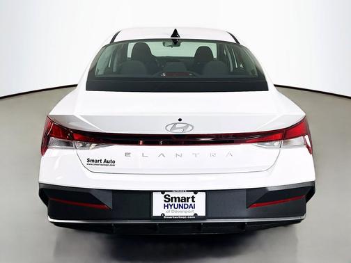 Serenity White 2026 Hyundai ELANTRA SE