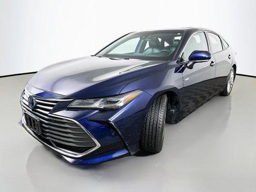 2021 Toyota Avalon Hybrid Limited