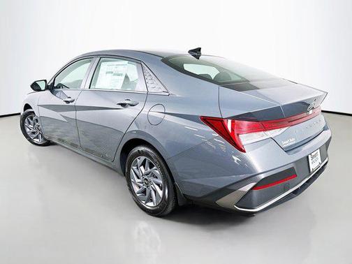 2025 Hyundai ELANTRA HEV Blue