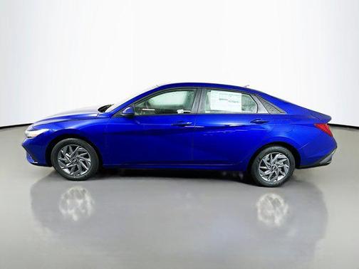 2025 Hyundai ELANTRA HEV Blue